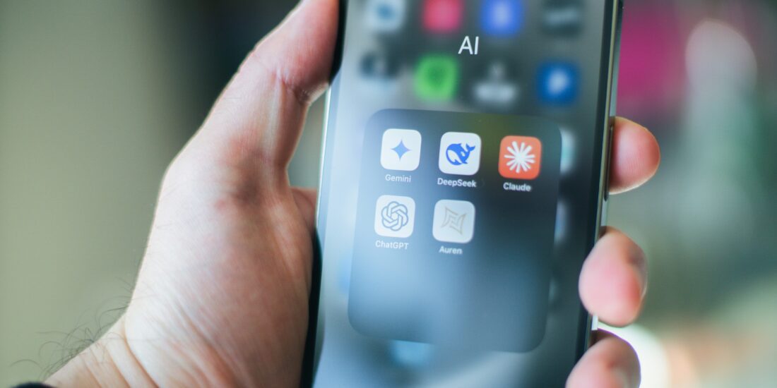 Telefon med sprogmodeller som apps